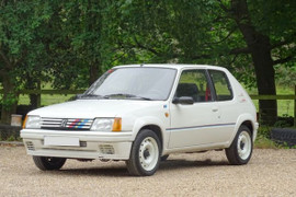 mousses, housses, selleries, soufflets, plages arrières, panneaux de porte, pour les véhicules de la marque 205 Rallye
