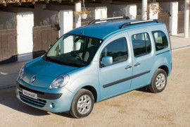mousses, housses, selleries, soufflets, plages arrières, panneaux de porte, pour les véhicules de la marque Kangoo II Phase 1